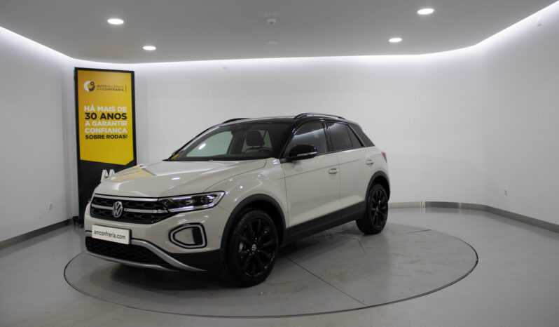 VOLKWAGEN T-Roc 1.5 TSi Black Style completo