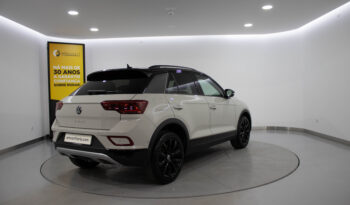 VOLKWAGEN T-Roc 1.5 TSi Black Style completo