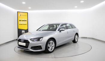 AUDI A4 Avant 30 TDI S Tronic FE completo