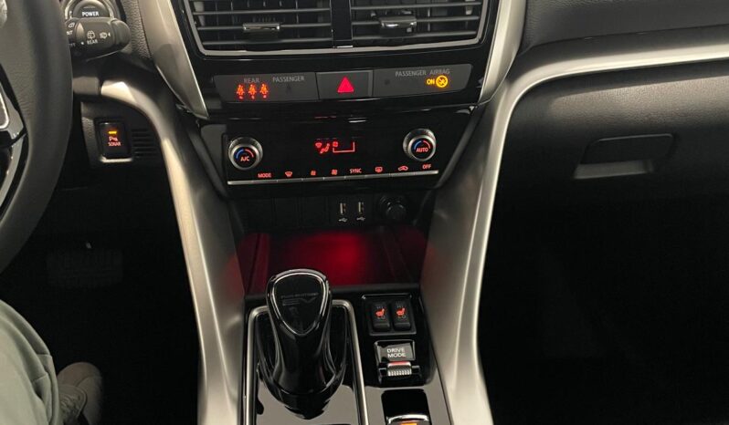 MITSUBISHI Eclipse Cross 2.4 PHEV Estyle completo