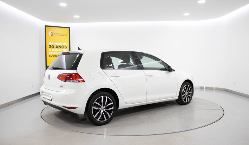 VOLKSWAGEN Golf 1.6 TDi Confortline completo