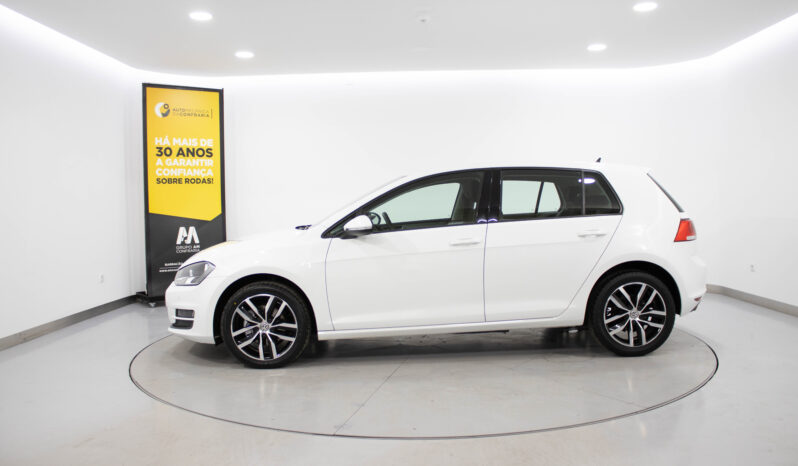 VOLKSWAGEN Golf 1.6 TDi Confortline completo