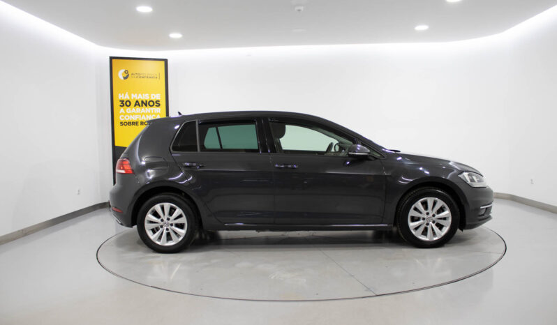 VOLKSWAGEN Golf 1.6 Tdi Confortline DSG completo