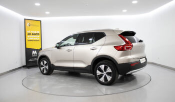 VOLVO XC40 T2 Core Auto completo