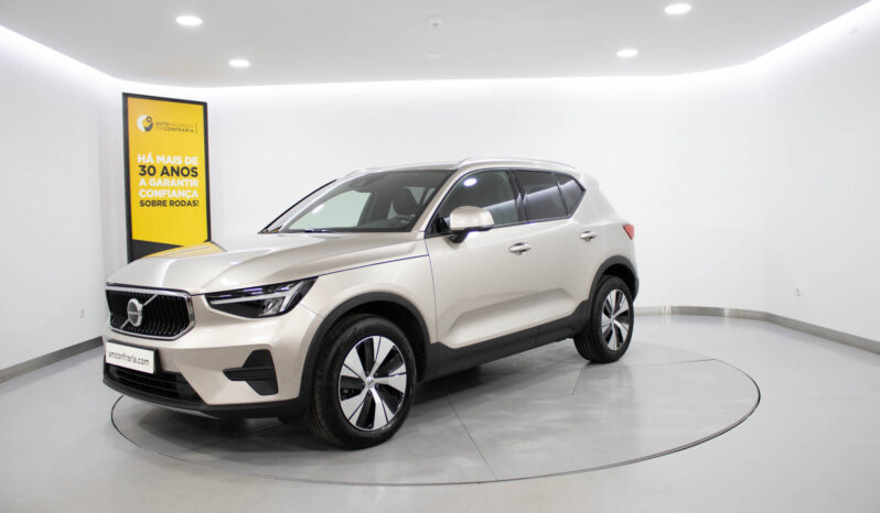 VOLVO XC40 T2 Core Auto completo