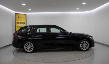 BMW 318d Touring Advantage completo