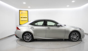 LEXUS IS 300H completo