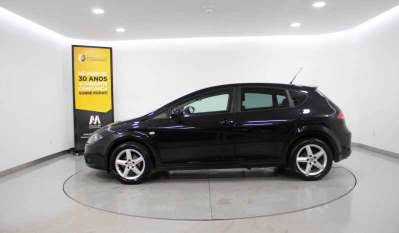 SEAT Leon 1.6 TDi completo