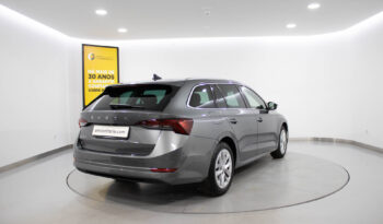 SKODA Octavia Break 2.0 TDI Style completo