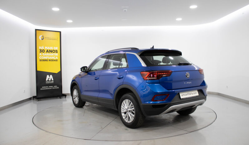 VOLKSWAGEN	T-Roc 1.0 TSI Life completo