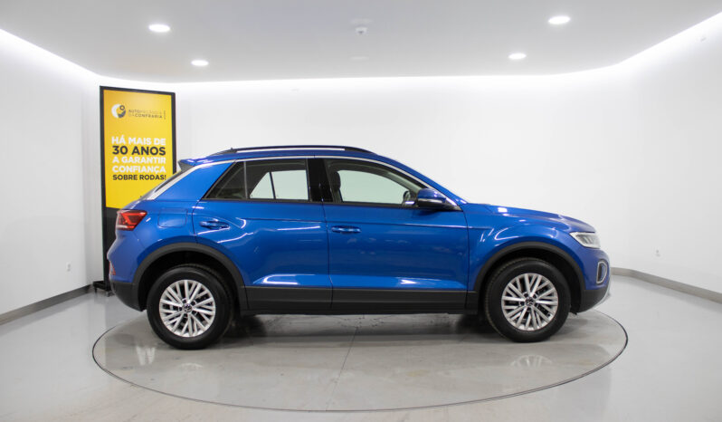 VOLKSWAGEN	T-Roc 1.0 TSI Life completo