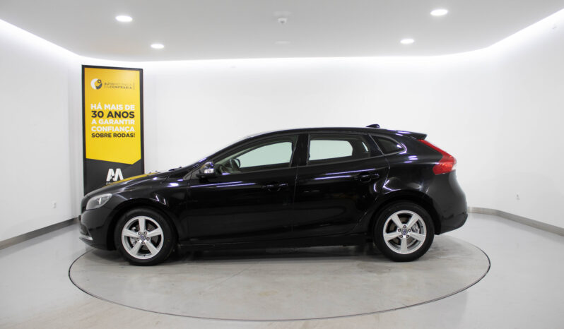 VOLVO V40 1.6 D2 Momentum completo