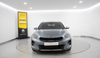 KIA XCeed 1.6 CRDi MHEV Drive completo