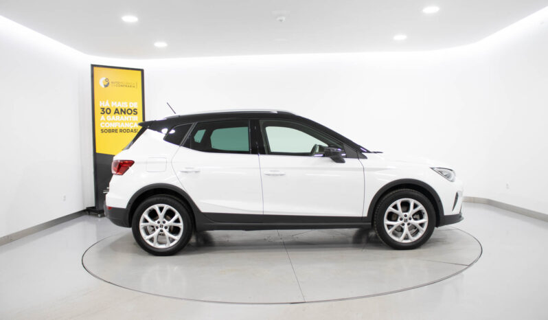 SEAT Arona 1.0 TSi FR completo