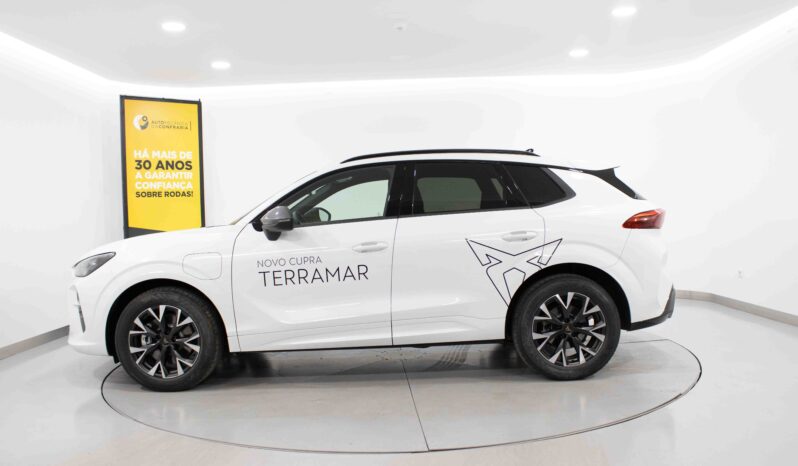 CUPRA Terramar 1.5 TSI e-Hybrid DSG completo