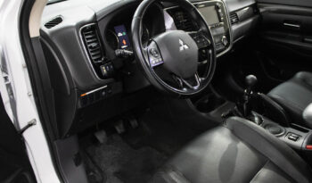 MITSUBISHI Outlander 2.2 DI-D Instyle Navi completo