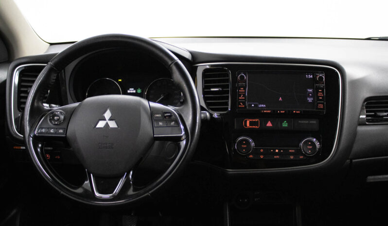 MITSUBISHI Outlander 2.2 DI-D Instyle Navi completo