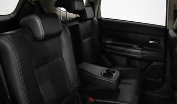 MITSUBISHI Outlander 2.2 DI-D Instyle Navi completo