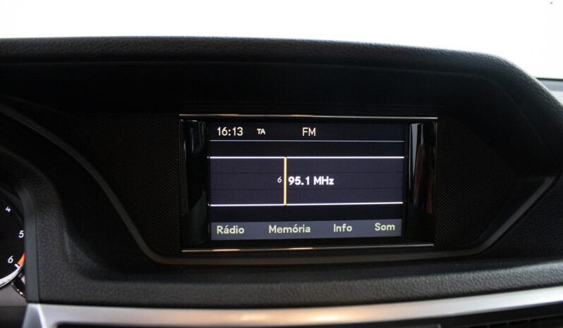 MERCEDES-BENZ E 250 CDi Avantgarde BlueEfficiency Auto completo