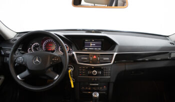 MERCEDES-BENZ E 250 CDi Avantgarde BlueEfficiency Auto completo
