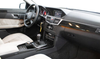 MERCEDES-BENZ E 250 CDi Avantgarde BlueEfficiency Auto completo