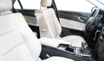 MERCEDES-BENZ E 250 CDi Avantgarde BlueEfficiency Auto completo