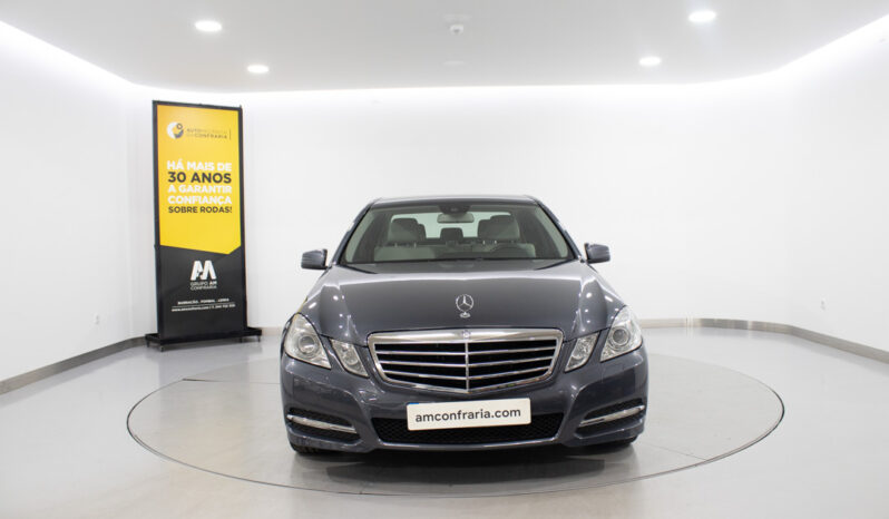 MERCEDES-BENZ E 250 CDi Avantgarde BlueEfficiency Auto completo