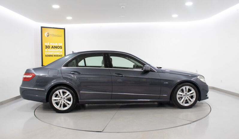 MERCEDES-BENZ E 250 CDi Avantgarde BlueEfficiency Auto completo