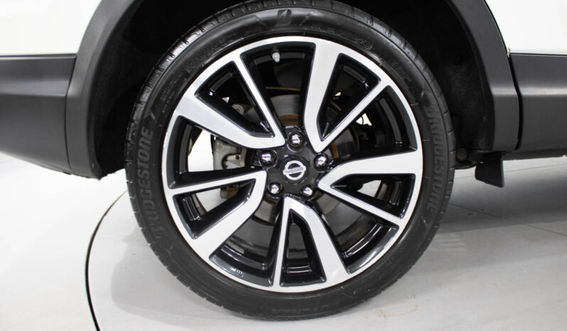 NISSAN Qashqai 1.5 dCi Tekna Premium completo