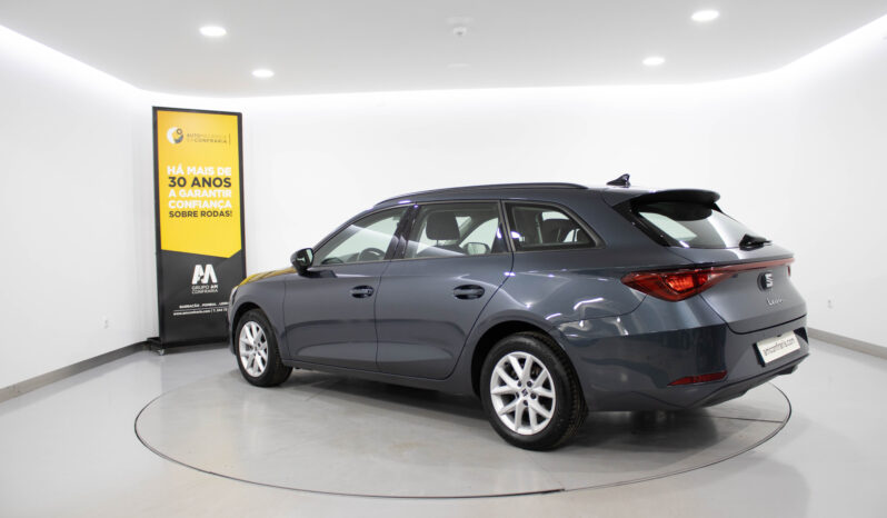 SEAT Leon Sportstourer 2.0 TdI Style completo