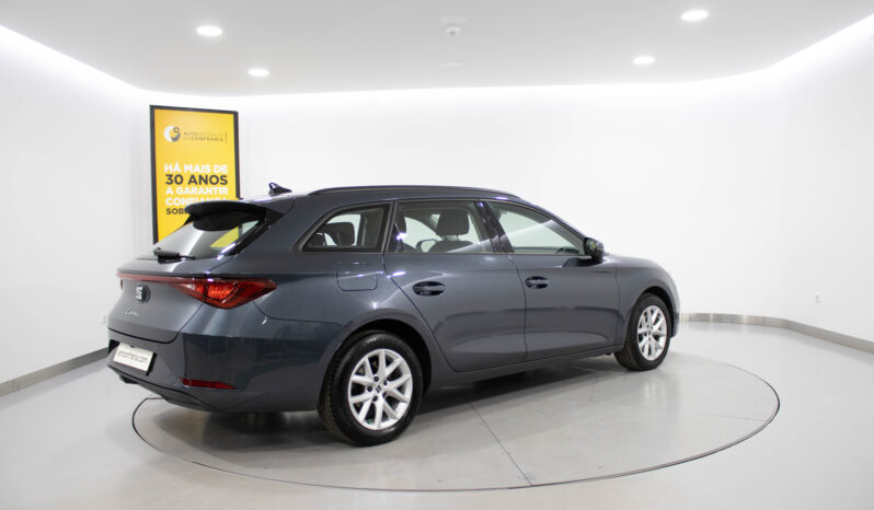 SEAT Leon Sportstourer 2.0 TdI Style completo