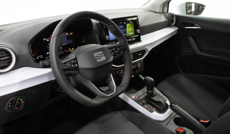 SEAT Arona 1.0 TSI Style DSG completo