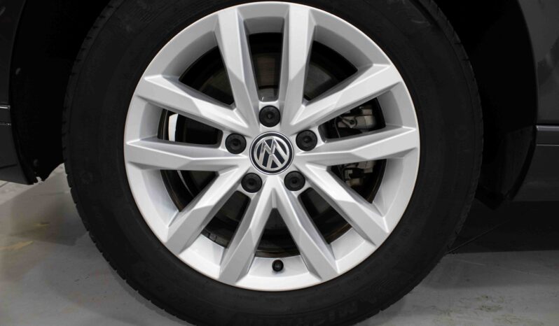 VW Passat Variant 2.0 TDI Business DSG completo