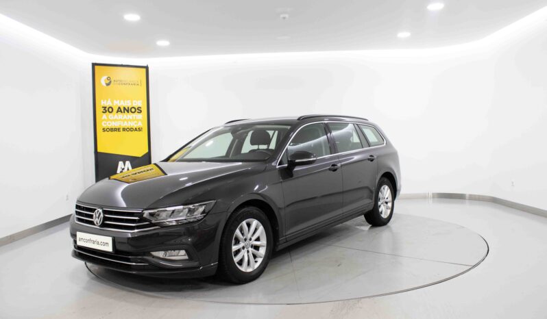 VW Passat Variant 2.0 TDI Business DSG completo