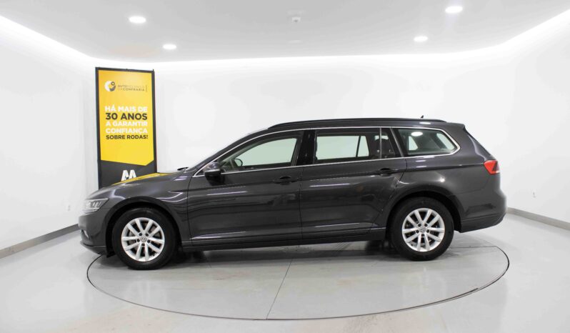 VW Passat Variant 2.0 TDI Business DSG completo