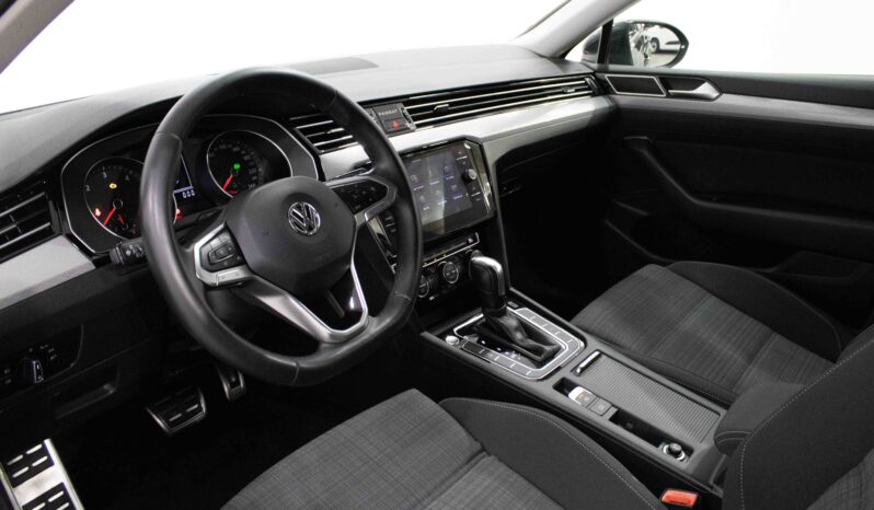 VW Passat Variant 2.0 TDI Business DSG completo