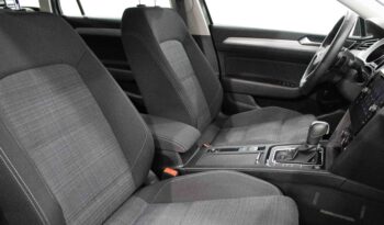 VW Passat Variant 2.0 TDI Business DSG completo