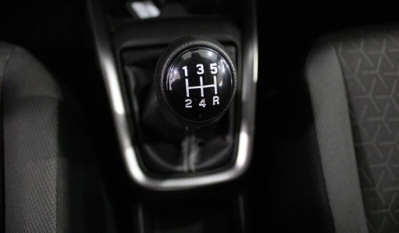 SUZUKI SWIFT 1.2 MILD HYBRID S3 completo