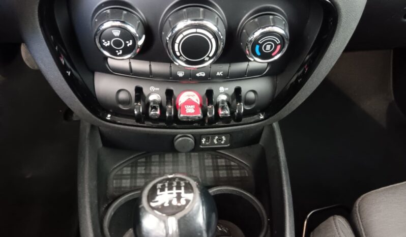 MINI Mini Clubman ONE D completo