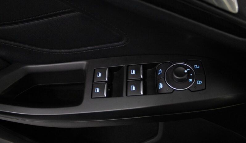 FORD Focus 1.0 ECOBOOST MHEV ACTIVE completo