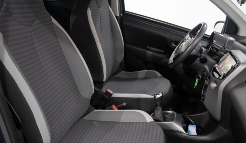 TOYOTA Aygo 1.0 X-PLAY+X-TOUCH completo