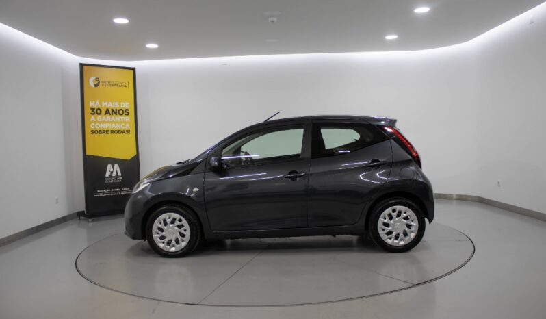 TOYOTA Aygo 1.0 X-PLAY+X-TOUCH completo