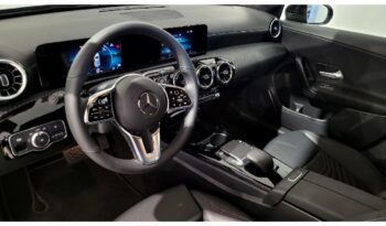 MERCEDES-BENZ Classe A 180 D STYLE AUT. completo