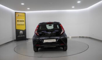 TOYOTA Aygo 1.0 X-PLAY+X-TOUCH completo