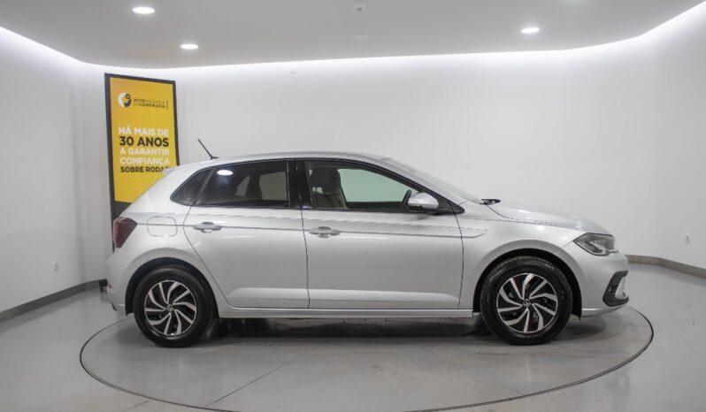 VOLKSWAGEN Polo 1.0 TSI LIFE completo