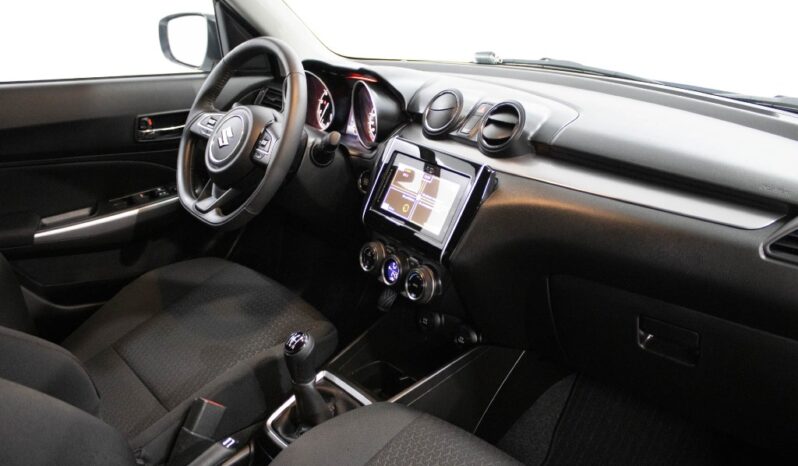 SUZUKI SWIFT 1.2 MILD HYBRID S3 completo