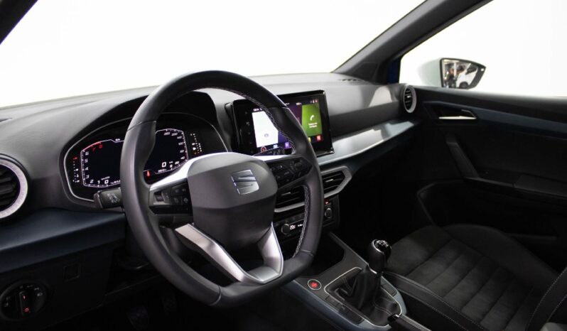 SEAT Arona 1.0 TSI XPERIENCE completo
