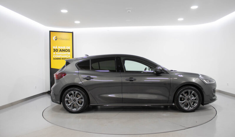 FORD Focus 1.0 EcoBoost MHEV ST-Line completo