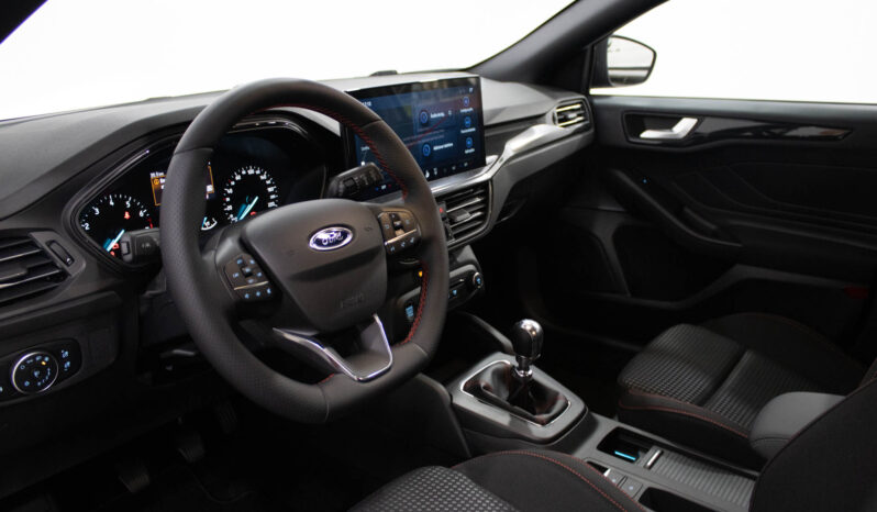 FORD Focus 1.0 EcoBoost MHEV ST-Line completo
