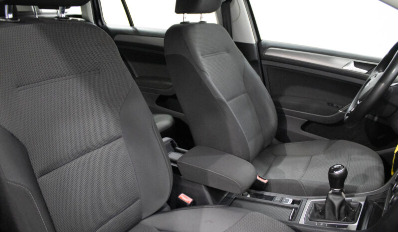 VOLSWAGEN Golf 1.6 TDI BlueMotion Confortline completo
